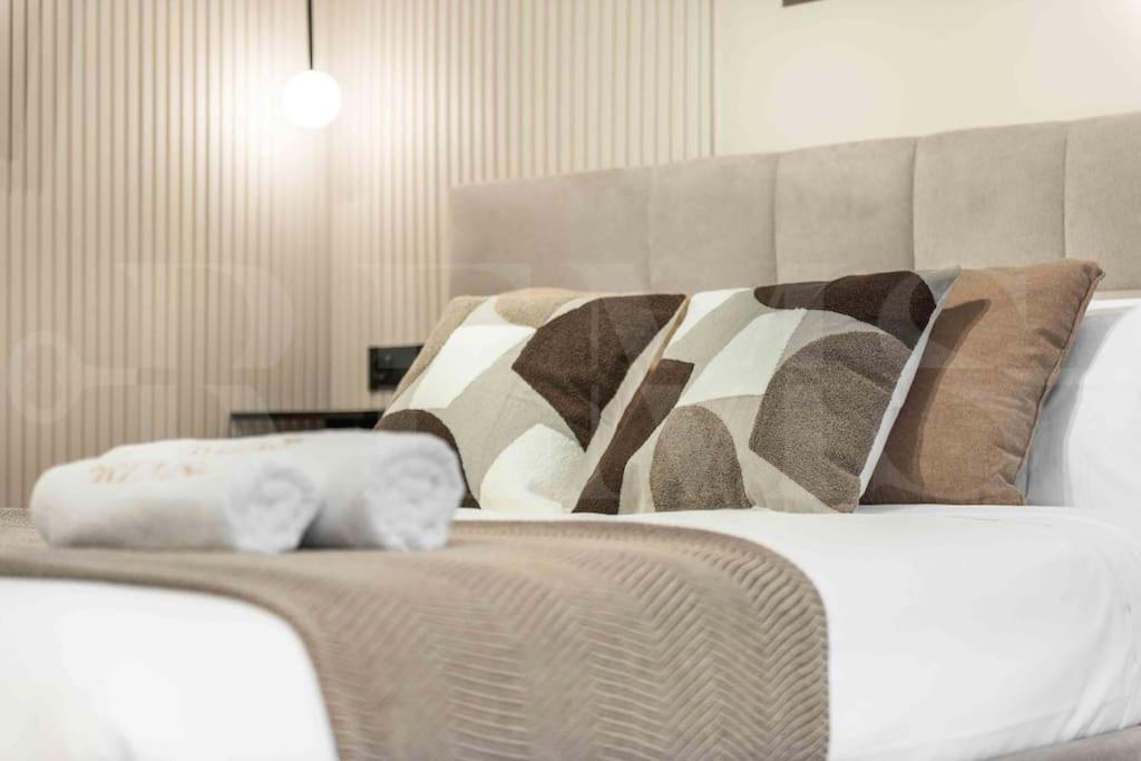 Apartment Romantic Getaway In The Center By Rems Malaga